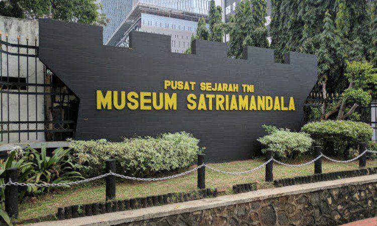 Alamat Museum Satria Mandala