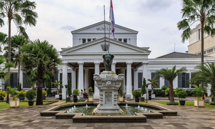 Museum Nasional Indonesia – Sejarah, Koleksi, Tiket & Ragam Aktivitas