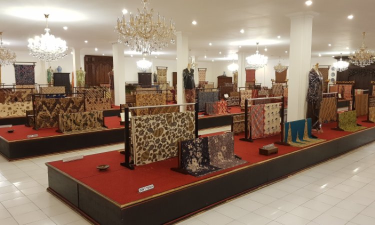 Koleksi Museum Batik Danar Hadi