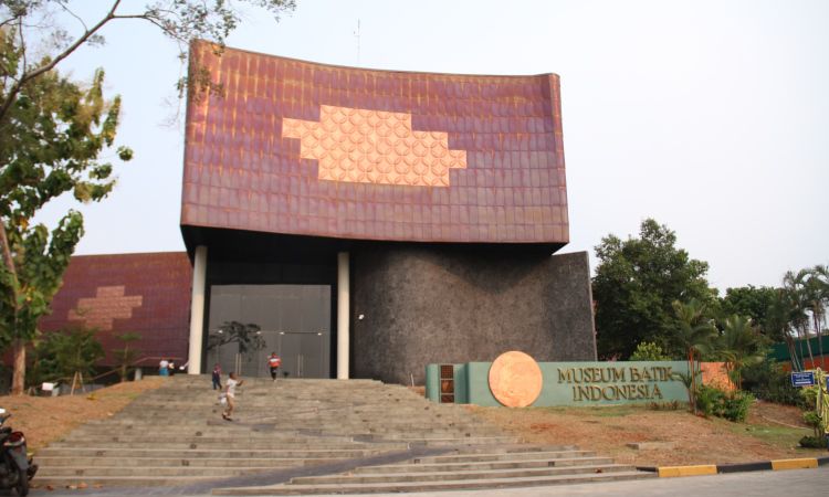 4 Museum Batik di Indonesia yang Wajib Dikunjungi