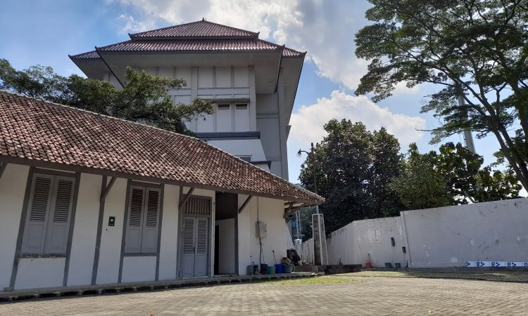 Alamat Museum Keris Nusantara