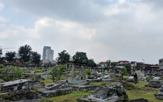 Makam Peneleh – Sejarah, Daya Tarik, Lokasi & Ragam Aktivitas
