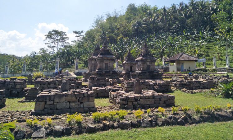 Aktivitas Menarik Candi Ngempot