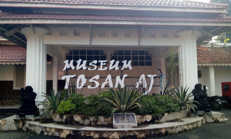 Alamat Museum Tosan Aji