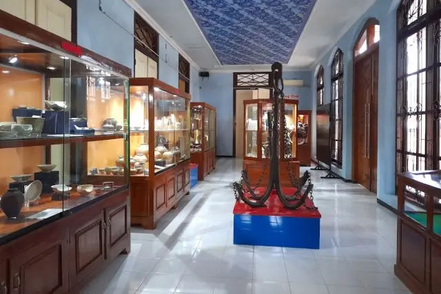 Koleksi Museum Kambang Putih