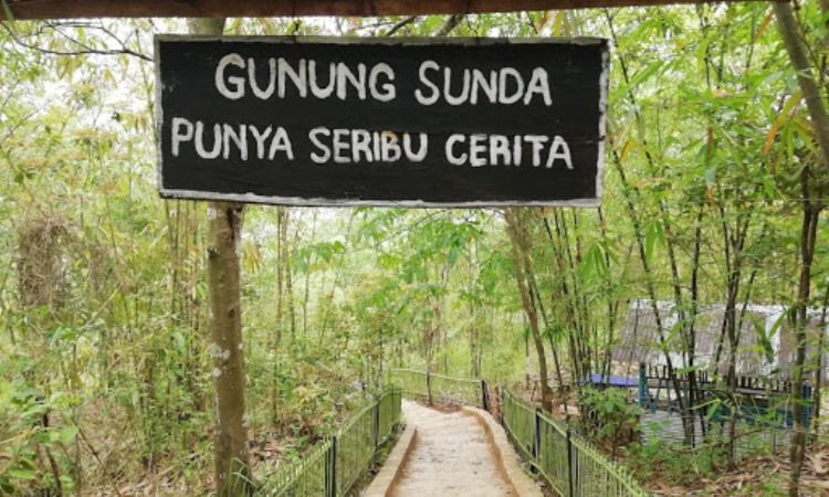 Wisata Gunung Sunda