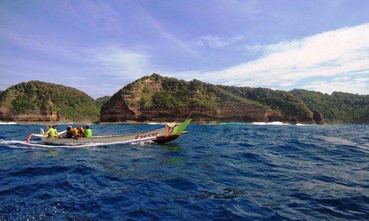 Pulau Nusa Barong