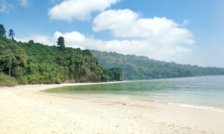 Pulau Nusa Barong