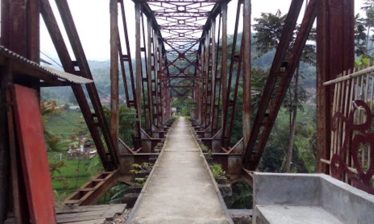 Jembatan Kereta Api Cikudapateuh Ciwidey