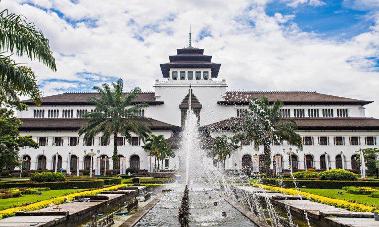 55 Tempat Wisata di Bandung Terbaru & Terhits Dikunjungi