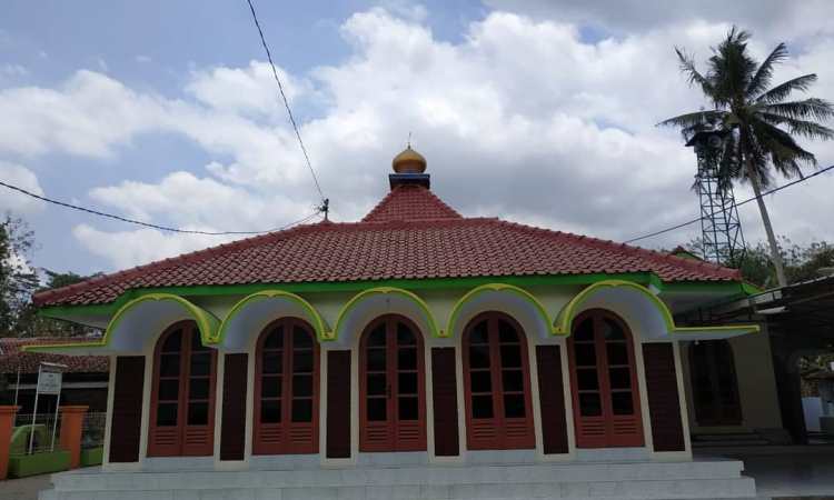 Masjid Saka Tunggal