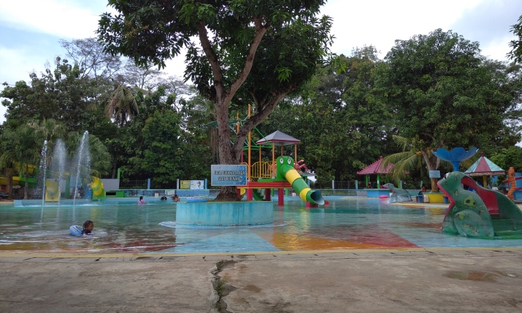 Waterboom Mulia Kudus