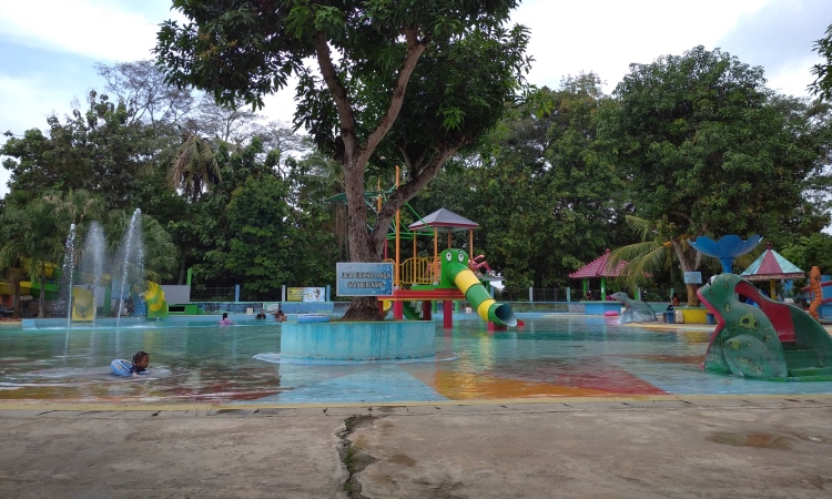 Waterboom Mulia Kudus