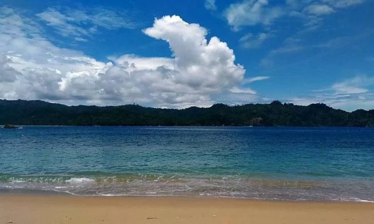 Pantai Bolu Bolu