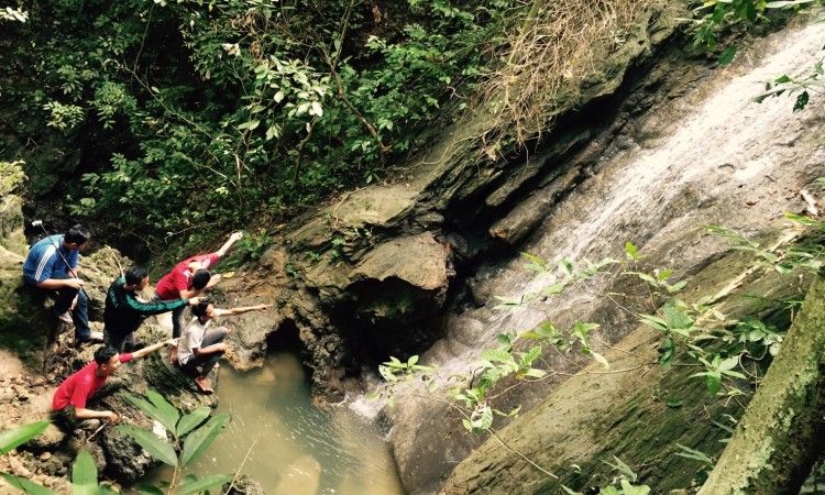 Air Terjun Goa Kikik