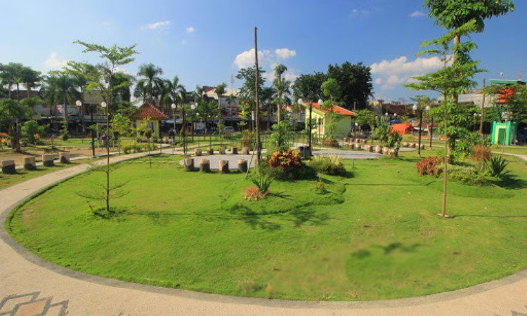 Taman Kota Caruban