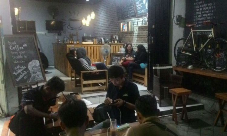 Minak Kopi Coffee Shop