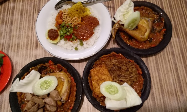 Tempat Makan Siang di Malang