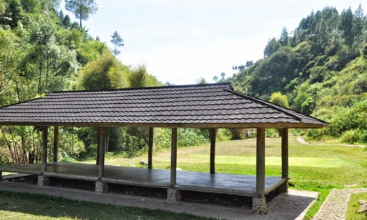 D’Camp Cibodas Alam Madani Park
