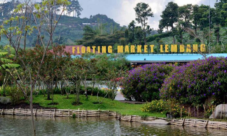 Floating Market