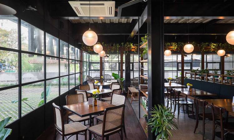 15 Cafe Tempat Nongkrong di Semarang Paling Hits - Java Travel
