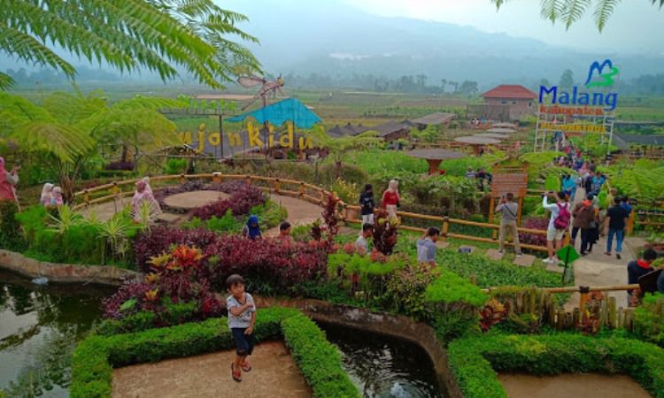 Wisata Pujon Kidul