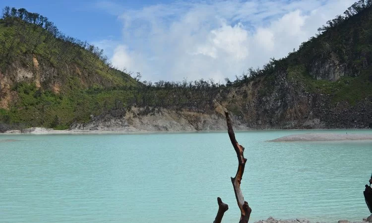 Kawah Putih, Bandung