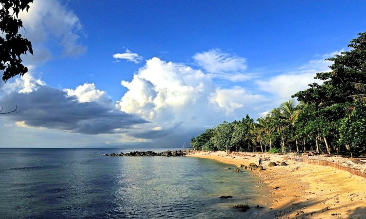 Pantai Tanjung Lesung, Banten