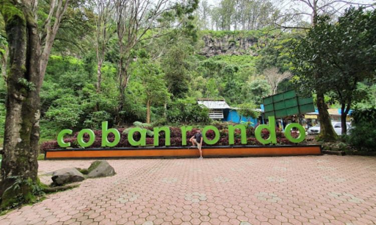 Coban Rondo, Menikmati Sejuknya Air Terjun Sarat Legenda di Malang
