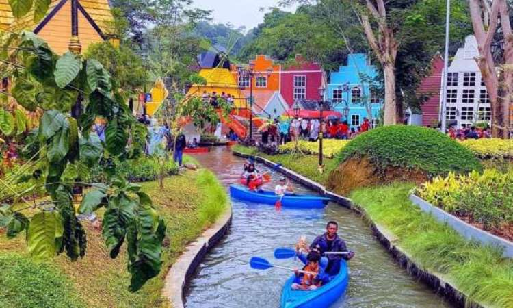 20 Tempat Wisata Anak & Keluarga di Bogor yang Paling Hits