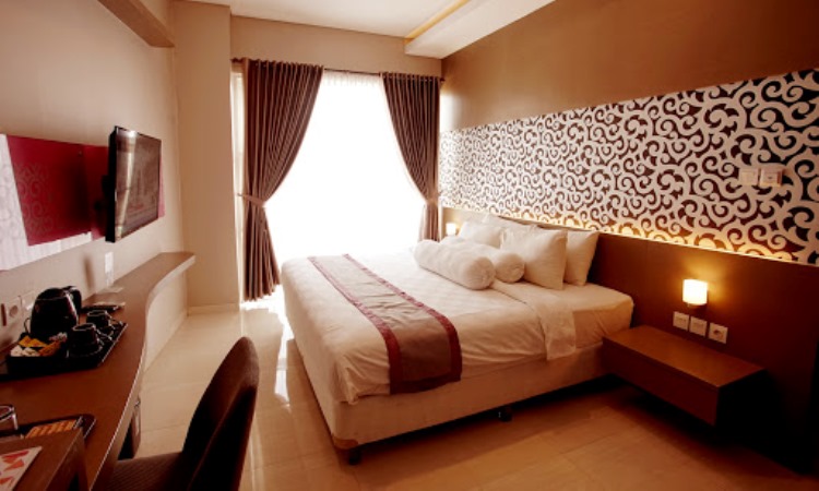 Viva Hotel Kediri by Azana