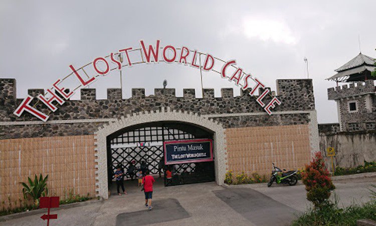 Harga Tiket The Lost World Castle
