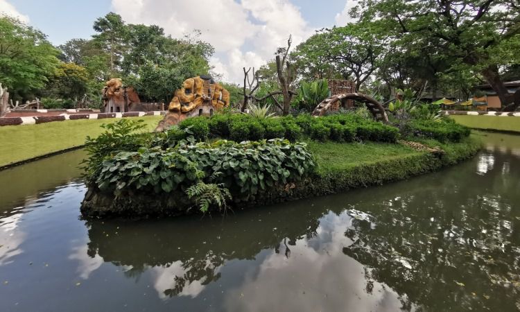 Alamat Kebun Binatang Surabaya