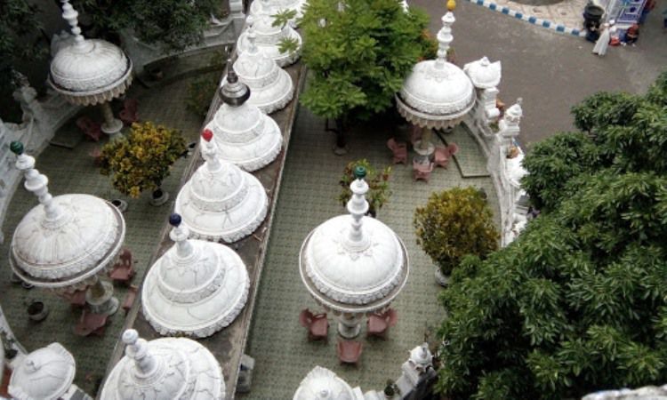Fasilitas Masjid Tiban