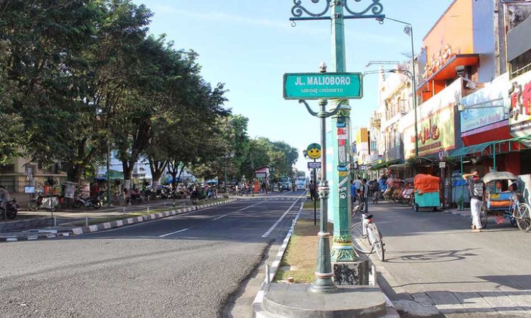 jalan malioboro sosromenduran kota yogyakarta daerah istimewa yogyakarta
