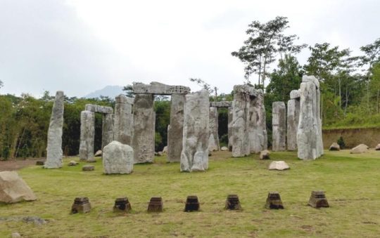 Stonehenge Merapi, Taman Prasejarah Unik Ala Inggris di Jogja