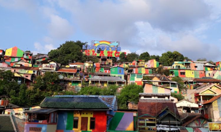 About Unique Village in Semarang