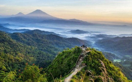 Gunung Gajah, Objek Wisata Alam Hits dengan Spot Foto Keren di Kulon Progo