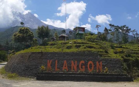 Bukit Klangon, Spot Camping Seru dengan View Alam yang Memukau di Sleman Jogja