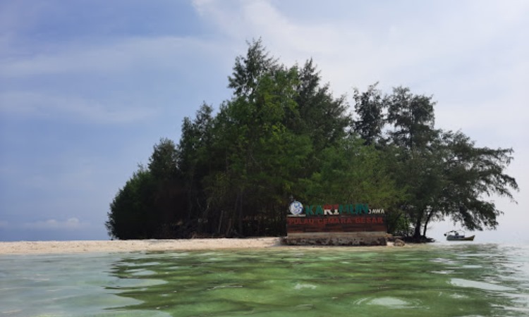 Pulau Cemara Besar