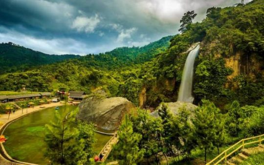 Sentul Paradise Park, Pesona Air Terjun & Kolam Renang Hits di Bogor