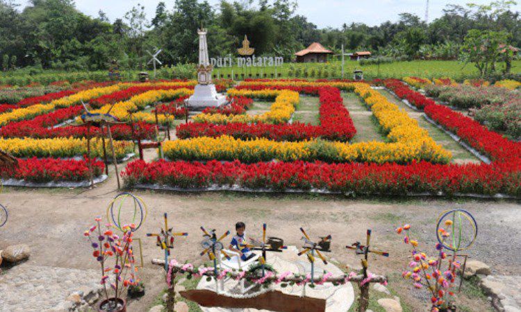 Taman Bunga Puri Mataram