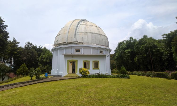 Daya Tarik Observatorium Bosscha