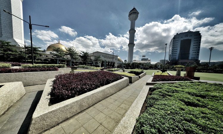 Fasilitas Masjid Raya Bandung