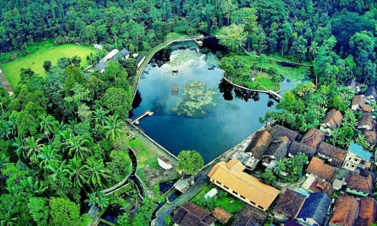 Situ Janawi, Danau Wisata Hits yang Sarat Nilai Sejarah di Majalengka
