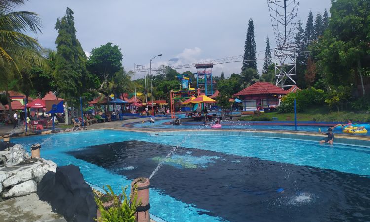 Alamat Owabong Water Park