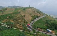 Bukit Candi Lawang Saketeng, Menikmati Panorama Alam dari Ketinggian di Majalengka