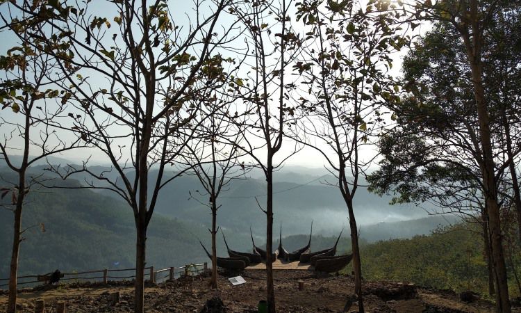 Daya Tarik Watu Payung Turunan Gunung Kidul