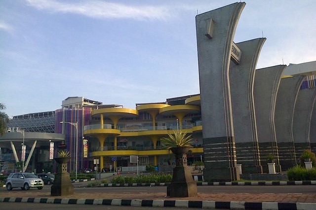 Cibinong City Mall