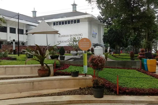 Daya Tarik Taman Sejarah Bandung